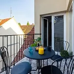 New With Parking Apartman